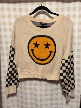 Women's Long Sleeve Smiley Face Crop Top